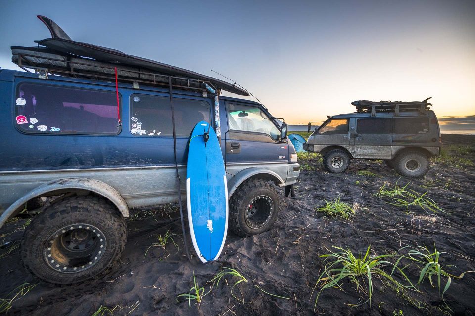 טיול גלישה בקמצטקה | surf trip kamchatka